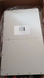 Inversor Deye de 50kw con Solución Híbrida MPPT para Energía Solar Residencial con Entrega Rápida y Suministro Estable - Product Image 6