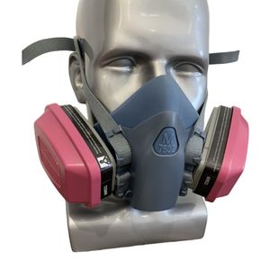 قناع غاز نصفي عالي الفعالية مع فلتر كربون نشط صديق للبيئة بتصميم ثلاثي الطبقات مريح من السيليكون قابل لإعادة الاستخدام - Product Image 5