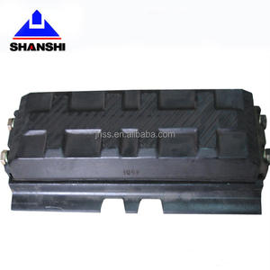 18 "हिची के लिए 450 मिमी क्लिप-ऑन रबर पैड एक्स75 kobalco sk75ur <span class=keywords><strong>sk80</strong></span> सुमितोमो sh75 cat307 308 जॉन डीरे 70d 75g 80 ट्रैक जूता - Product Image 5