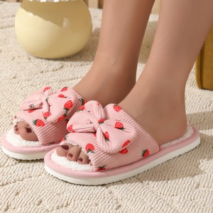 Pantuflas de Mujer con Corazón Femenino, para Primavera y Otoño, Uso Interior en el Hogar, Antideslizantes con Lazo Adorable y Pelo Sintético - Product Image 3