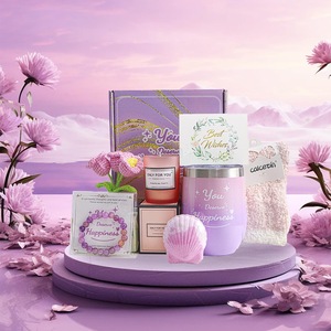 Productos de tendencia 2025 recién llegados Set de regalo de spa de lavanda para el día de San Valentín Regalos de feliz cumpleaños para <span class=keywords><strong>ella</strong></span> Conjunto de regalo de Navidad - Product Image 2