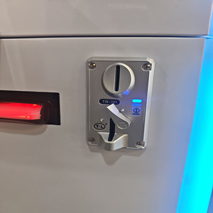 Máquina de Premios Key Master de 15 Orificios, Operada con Monedas, Máquina Expendedora de Regalos en Inglés para Parques de Diversiones - Product Image 5