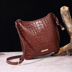 2025 vente chaude poche bandoulière rétro femmes sac multicolore Crocodile motif Brahman - Product Image 6