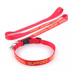 Ensemble de laisses de colliers pour animaux de compagnie de luxe brodés personnalisés en usine collier de laisse de chien personnalisé pour chien de service de soutien émotionnel - Product Image 1