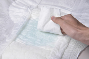 Couches jetables <span class=keywords><strong>pour</strong></span> adultes, style adhésif, épaissies, <span class=keywords><strong>pour</strong></span> l'<span class=keywords><strong>incontinence</strong></span> des <span class=keywords><strong>hommes</strong></span> et des femmes, vente en gros - Product Image 6