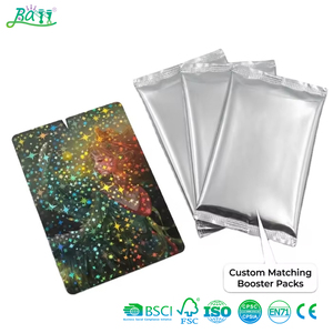 Fabricant d'emballages personnalisés pour boosters de cartes à collectionner TCG, avec pelliculage laser holographique étoilé et brillant de qualité supérieure - Product Image 1