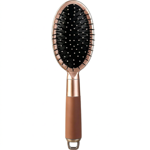 Juego de cepillos para el cabello de lujo chapados en oro ABS con logotipo privado personalizado al por mayor, juego de cepillos y peines mate antienredos populares en Europa - Product Image 1