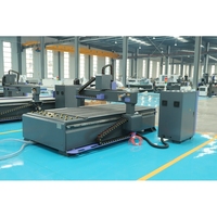 Router CNC 3 Axis Akurasi Tinggi untuk Pembuatan Pintu Kabinet Kayu 1325 3d Wood Atc CNC Router untuk Pemotongan Kayu