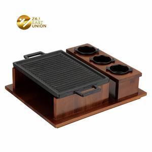 Platos <span class=keywords><strong>de</strong></span> hospitalidad <span class=keywords><strong>de</strong></span> servicio <span class=keywords><strong>de</strong></span> hotel con base <span class=keywords><strong>de</strong></span> madera Placa <span class=keywords><strong>de</strong></span> hierro chisporroteante antiadherente con soporte <span class=keywords><strong>para</strong></span> salsa - Product Image 1