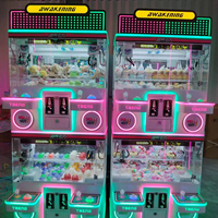 Mini-jouet en peluche pour enfants 4 personnes Grue de centre commercial Machine d'amusement à pièces avec armoire en métal Grue à griffes