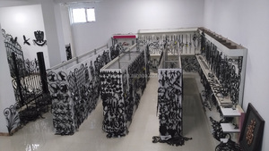 Roson artístico de hierro forjado de 560mm con Rosa redonda para barandilla de puerta, barandilla, barandilla - Product Image 5