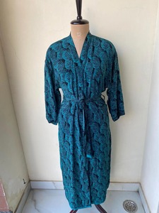 Kimono de Seda 100% de Lujo para Mujer, Estilo Japonés, para Descansar y Regalos de Novia, Kimono Ligero para Mujer para el Verano - Product Image 2