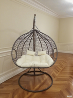 Chaise suspendue de patio à double siège en rotin plastique d'extérieur 2025 avec support en métal