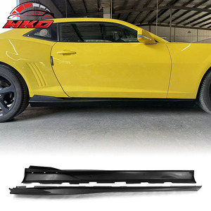 Faldones Laterales Estilo IKON V2 en Negro Mate para Chevrolet Camaro 2016-2024 - Product Image 1