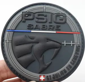 Logo en caoutchouc souple effet 3D personnalisé patchs badges en PVC avec support crochet et boucle
