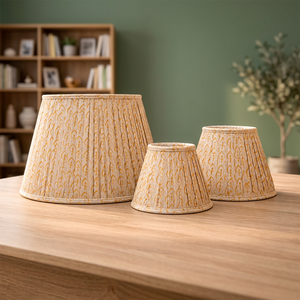 Abat-jour en viscose et lin à imprimé botanique jaune moutarde |   Abat-jour en tissu plissé pour lampe de table, de sol et de suspension - Product Image 4