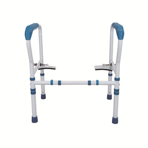 Barre d'appui pliable pour toilettes, aide à la position debout LQX-050036 pour personnes âgées et usage post-partum - Product Image 1