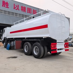 <span class=keywords><strong>Camion</strong></span>-<span class=keywords><strong>citerne</strong></span> diesel Sinotruk Howo 8x4 d'occasion, 371 ch, transporteur de carburant, capacité de 30 m3 - Product Image 2