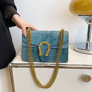 Bolso de mano de material PU estilo femenino. Con decoración de cadena. Bolso de Mano de Diseño de Lujo.1858 - Product Image 6