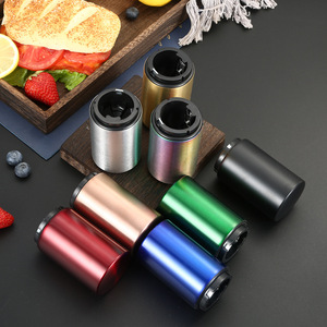 Ouvre-bouteille de bière automatique en acier inoxydable en métal avec logo personnalisé - Product Image 1