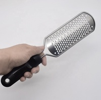 Râpe à pieds professionnelle double face en acier inoxydable à long manche, éliminateur de callosités, outils de pédicure
