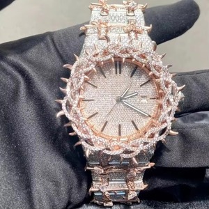 Montre-bracelet en acier inoxydable de haute qualité, design épingle, sertissage pavé complet, Moissanite, cadran romain, style Hip Hop, pour soirée, durable - Product Image 2