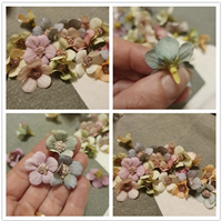 100 Buah Kepala Bunga Daisy Kain Mini 2Cm Bunga Buatan Multiwarna Realistis Tahan Air Dapat Dicuci untuk Kerajinan DIY