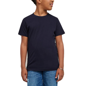 T-shirt léger et solide pour garçons, fabriqué en 100 % coton, avec tissu respirant et coupe décontractée pour un confort optimal par temps chaud - Product Image 6