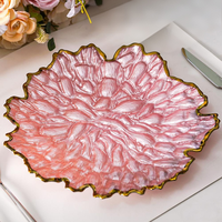 Assiettes de présentation en verre en forme de fleur avec bord doré, assiettes à dîner décoratives en verre transparent pour la décoration de table de mariage et de banquet
