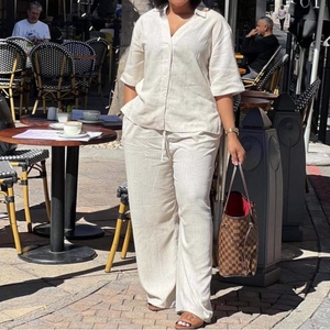 Completo Casual da <span class=keywords><strong>Donna</strong></span> Taglie Forti: Top a Maniche Corte <span class=keywords><strong>con</strong></span> Bottoni e <span class=keywords><strong>Pantaloni</strong></span> a Gamba Larga - Sehe Fashion - Product Image 3