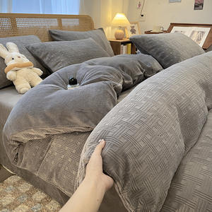 Set di Quattro Pezzi <span class=keywords><strong>Copripiumino</strong></span> in <span class=keywords><strong>Flanella</strong></span> di Classe A per Mamma e Bambino Ispessito Caldo e Antistatico Tinta Unita - Product Image 6