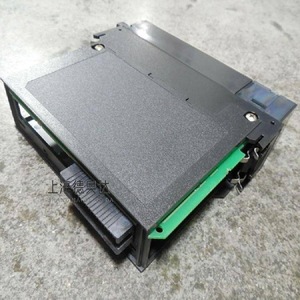 Módulo Controlador de Tarjeta de Entrada/Salida Honeywell 51402755-100, E/S Digital para Manufactura - Product Image 1