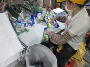 Forfait OEM de haute qualité à bas prix nouvelle marque <span class=keywords><strong>Lessive</strong></span> en <span class=keywords><strong>poudre</strong></span> Détergent en vrac Vente en gros Afrique - Product Image 2