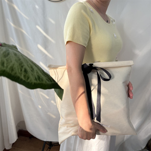 Bolsa de Algodón Enrollable de Primera Calidad para Empaque de Ropa, con Cierre de Cinta, Bolsa de Algodón para Zapatos, Bolsa Protectora contra el Polvo con Etiqueta y Logotipo Personalizado - Product Image 4