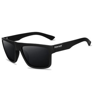 Gafas de Sol Polarizadas de Lujo Unisex, Montura Cuadrada Gris de PC, Protección UV400, para Conducir, Pescar y Deportes - Product Image 5