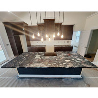 KINGS-WING Carrelage d'escalier Table à manger en marbre vert Fournisseur moderne Marbre naturel pour l'extérieur et l'intérieur