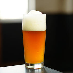 Allemagne <span class=keywords><strong>SAHM</strong></span> 20oz <span class=keywords><strong>Verre</strong></span> à bière artisanale classique réutilisable <span class=keywords><strong>Verre</strong></span> transparent pour eau, bière, vin Logo personnalisable - Product Image 4