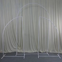 Lot de 3 arches de mariage extérieures dorées sur mesure en fer forgé, structure géométrique irrégulière pour fêtes