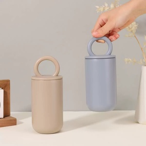 Bouteille d'eau isolée en acier inoxydable circulaire simple et créative, parfaite pour les voyages en plein air, transport pratique, tasse à café sous vide - Product Image 3