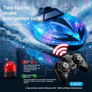 Bateau télécommandé RC pour enfants avec lumières LED, 2,4 GHz, étanche, en résine, pour garçons et filles de 8 à 12 ans - Product Image 3