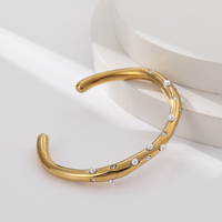Bracelets joncs à breloques en acier inoxydable plaqué or, classiques, tendance, de luxe, personnalisés, pour femmes, pour fêtes, vente en gros