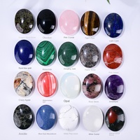 Vente en gros de pierre naturelle d'agate en forme de cœur pierre de savon ovale en cristal avec poignée pierre de compression chaude d'énergie SPA pour cadeaux