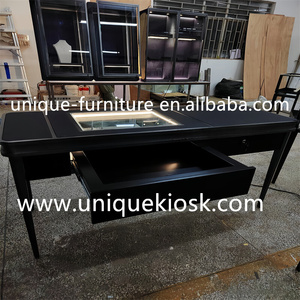 Mesa de Exhibición de Joyería Negra de Lujo, Mostrador de Joyería con <span class=keywords><strong>Tapa</strong></span> de Vidrio Personalizada y Cajón para Tienda Minorista - Product Image 5