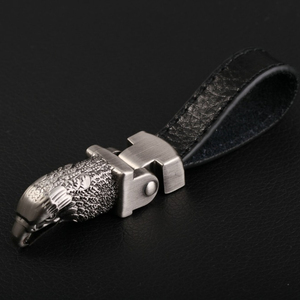 Llavero de Cuero y Metal con Colgante de Águila Masculino y a la Moda para Coche, Bolso o Cartera - Product Image 1
