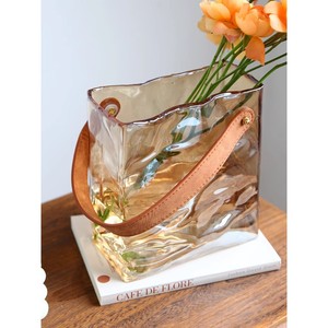 Vase en verre gris de forme irrégulière à main, nouveau design, arrangement floral pour le salon, nourrissant l'eau, Moissic Y-9-5 - Product Image 2