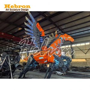 Estatua de Animal Grande Personalizable de Acero Oxidado, Escultura de Caballo de Acero <span class=keywords><strong>Corten</strong></span> con Alas y Luces LED - Product Image 1