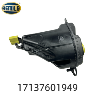 HEMILA Ricambi Auto 17137601949 17137647283 17137806038 Serbatoio <span class=keywords><strong>Radiatore</strong></span> Sistema di Raffreddamento Compatibile con <span class=keywords><strong>BMW</strong></span> F10 F18 Serie 5 - Product Image 1
