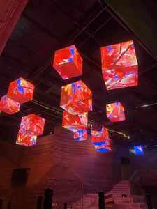 หน้าจอ LED คิวบ์แบบกำหนดเอง 8K HDR 6 ด้าน กันน้ำ สำหรับใช้งานภายในและภายนอกอาคาร สำหรับป้ายโฆษณาดิจิทัลเชิงพาณิชย์ - Product Image 2