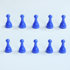 Fourniture de pièces d'échecs, de dames, de pions opaques de jeu en plastique, de pièces humanoïdes creuses tridimensionnelles de 25*13.5mm Accessoires de jeu - Product Image 2