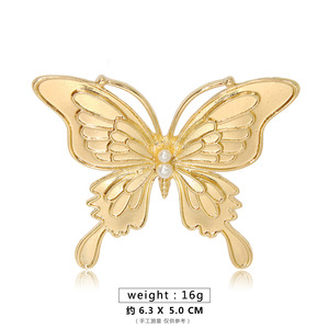Vente en gros de bijoux exquis pour femmes en plaqué or Broche libellule à la mode Broche <span class=keywords><strong>papillon</strong></span> en métal - Product Image 6